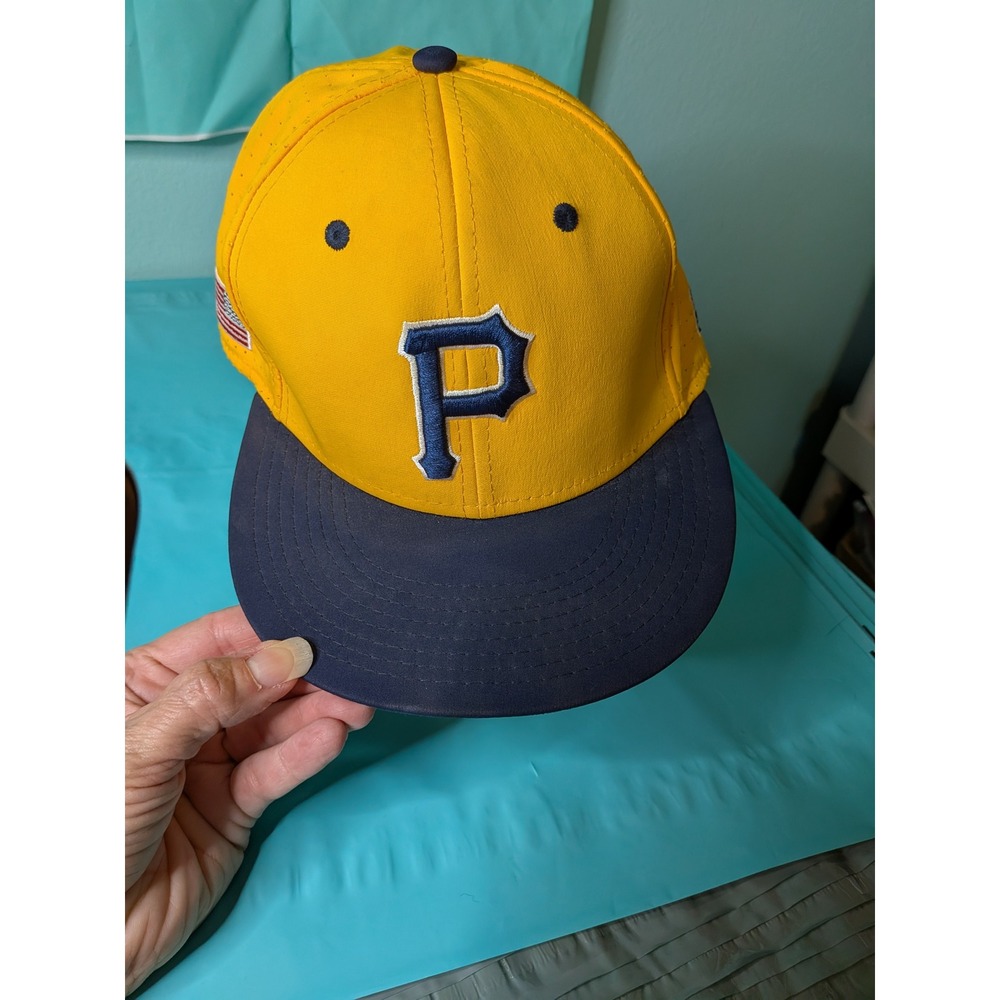 The Game Pro Pirates Fitted Baseball Hat Yellow Navy Blue Medium GP521